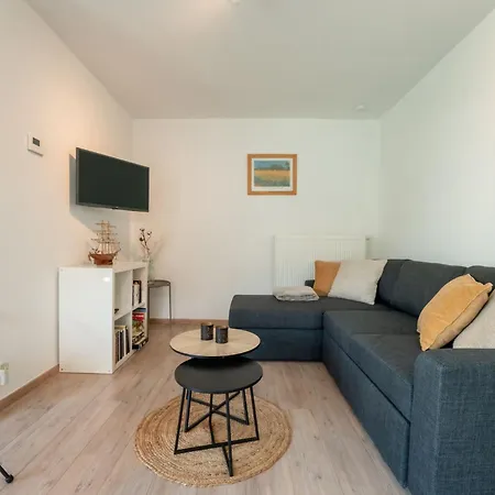 Apartment Caddy By Interhome *