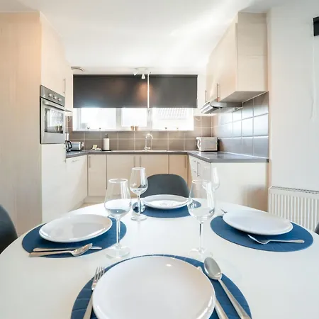 Caddy By Interhome *